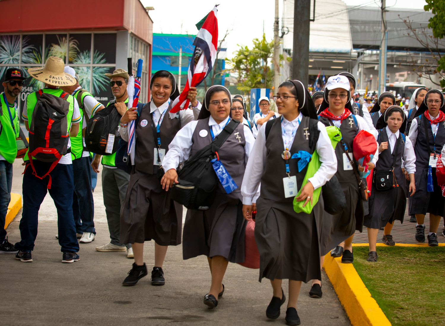 Women religious make their way to the World Youth Day vigil in Panama City Jan. 26, 2019.